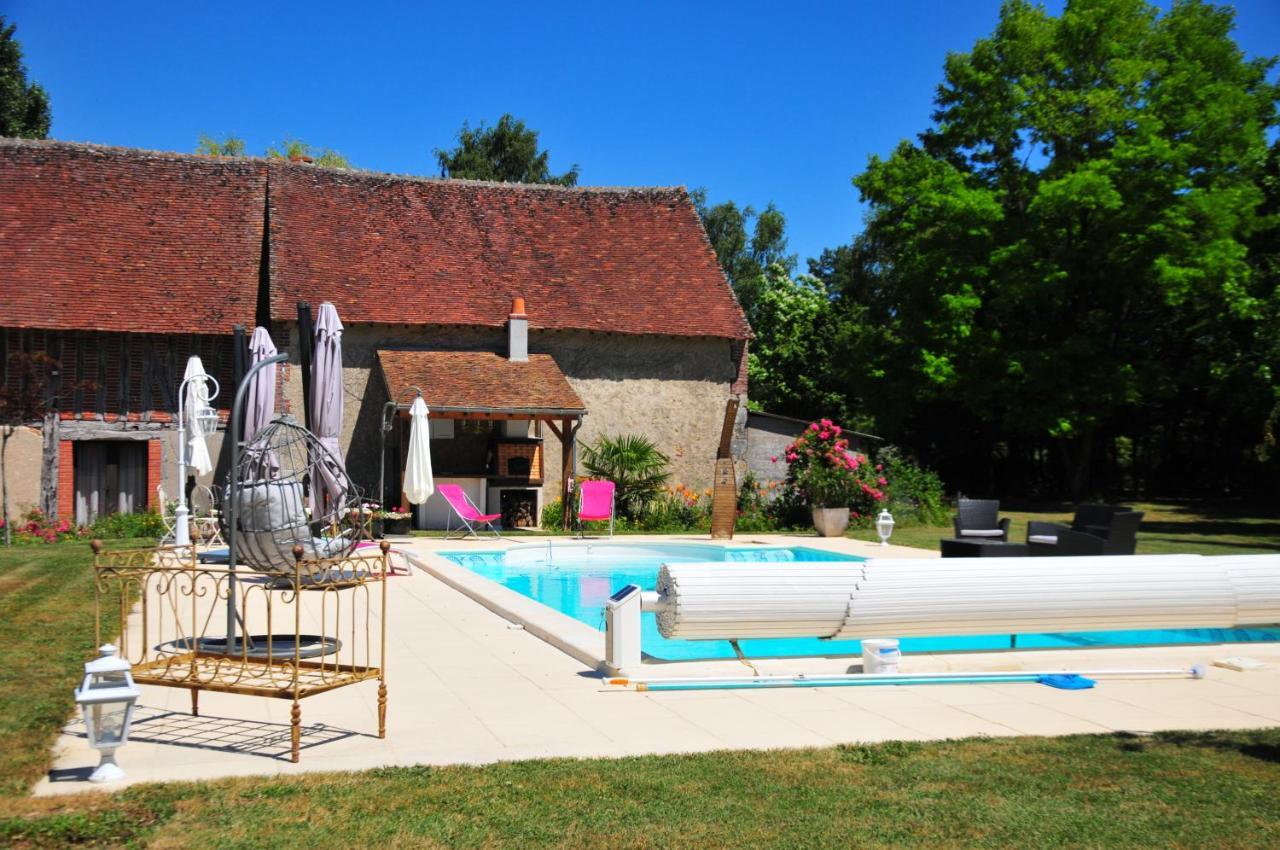 Bed and Breakfast Les Guenins Gien Esterno foto