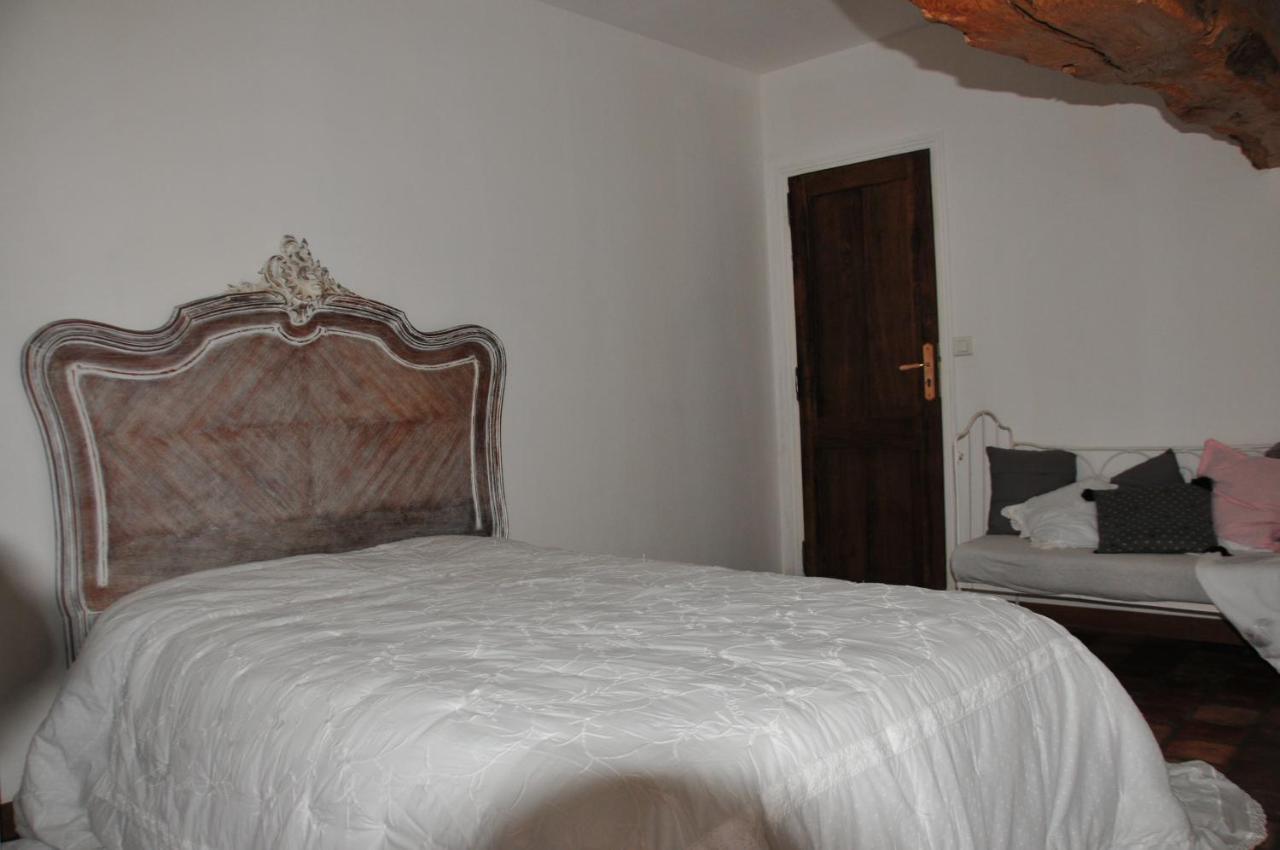 Bed and Breakfast Les Guenins Gien Esterno foto