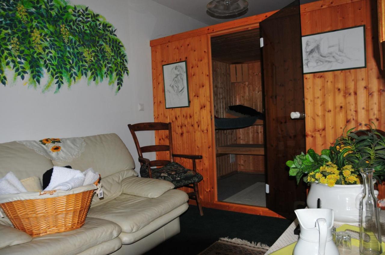 Bed and Breakfast Les Guenins Gien Esterno foto